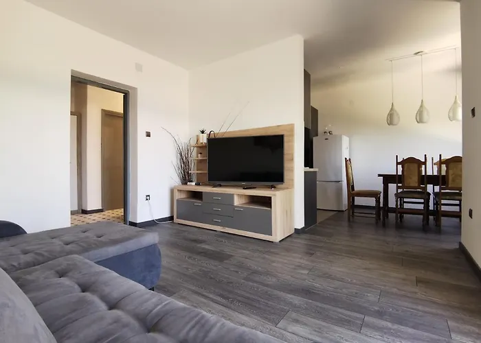 Deedee Apartment